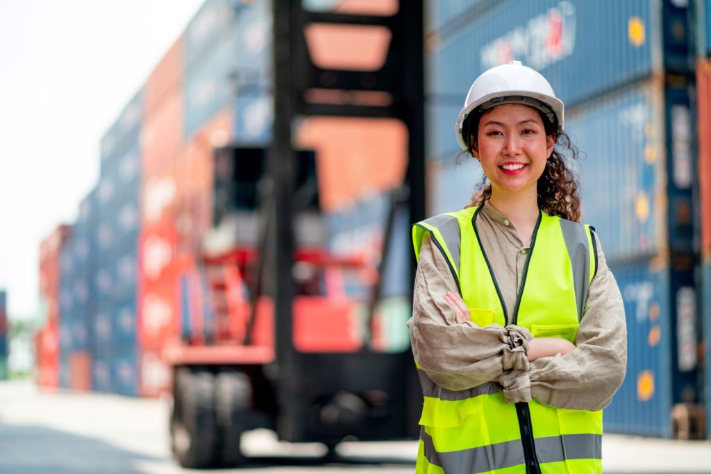 Best freight forwarder - Optichain Group