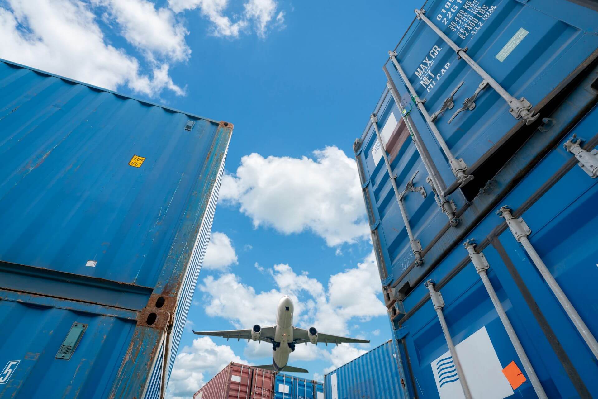 Read more about the article How an Air Freight Logistics Company Solves Time-Critical Supply Chain Challenges?